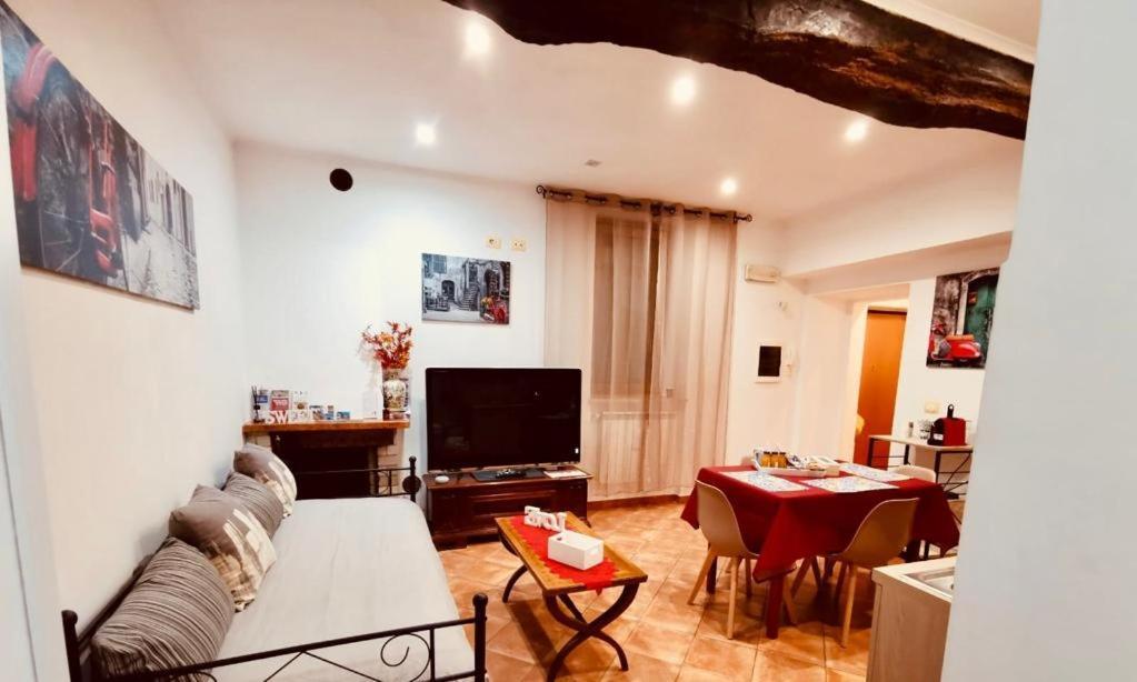 Ferienwohnung La Casa Del Borgo Anagni Exterior foto